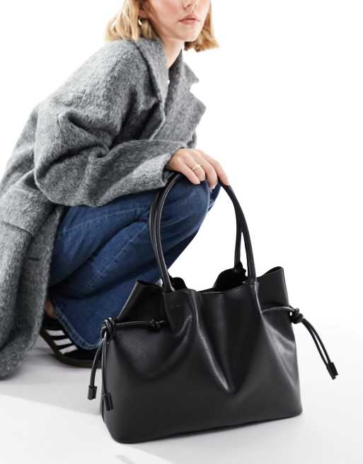 ASOS DESIGN – Ściągana na sznurek marszczona czarna torba typu tote, 3 z 4