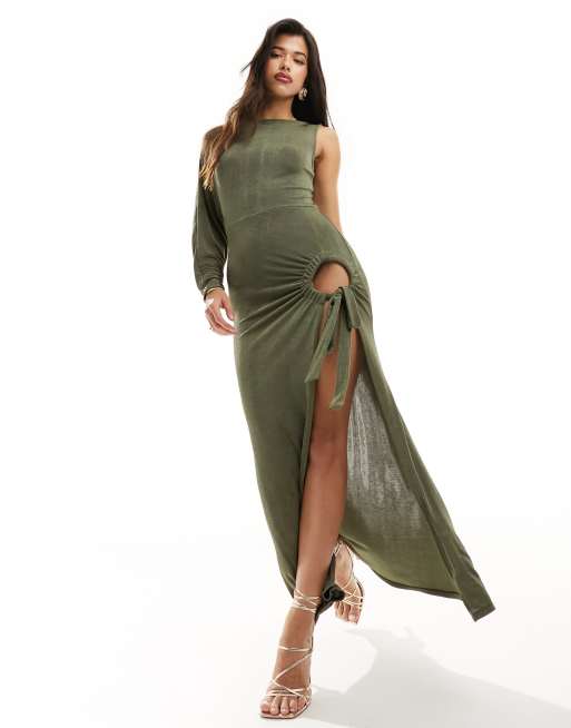 ASOS DESIGN – Ściągana na sznurek sukienka maxi z jednym rękawem w kolorze khaki z wycięciem