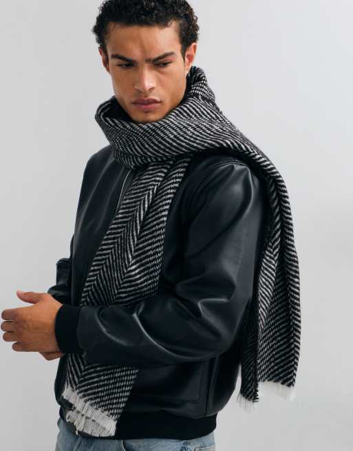 ASOS DESIGN sciarpa a spina di pesce monocromatica, 2 di 3