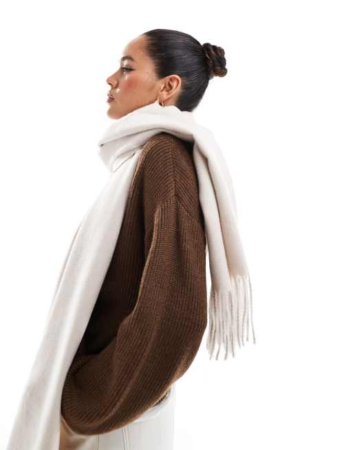ASOS DESIGN - Sciarpa super morbida con nappe color pietra, 2 di 4