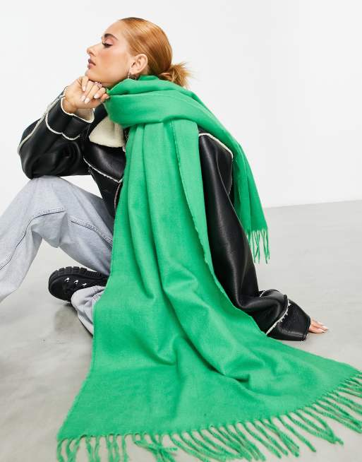 ASOS DESIGN - Sciarpa super morbida verde con nappe