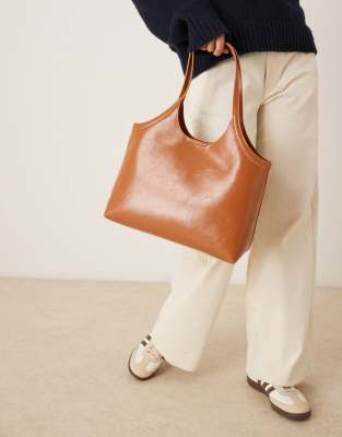 Asos Design Scoop Arm Tote Bag In Brown