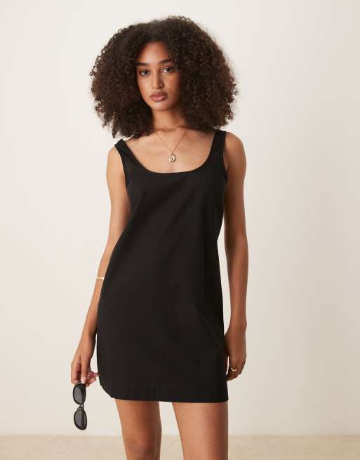 ASOS DESIGN scoop neck cotton-linen mini sundress in black , 4 of 4