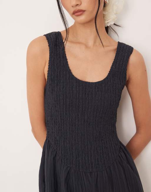 ASOS DESIGN scoop neck crinkle jumpsuit in navy, 3 of 4