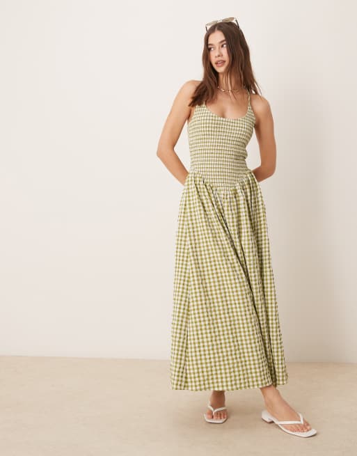ASOS DESIGN scoop neck crinkle maxi dress with cross back in green gingham, 3 of 4