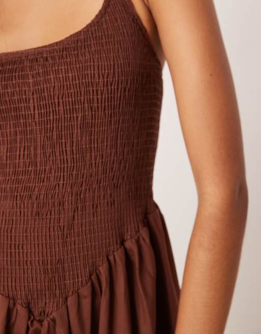 ASOS DESIGN scoop neck crinkle maxi sundress with cross back in chocolate, 3 of 4