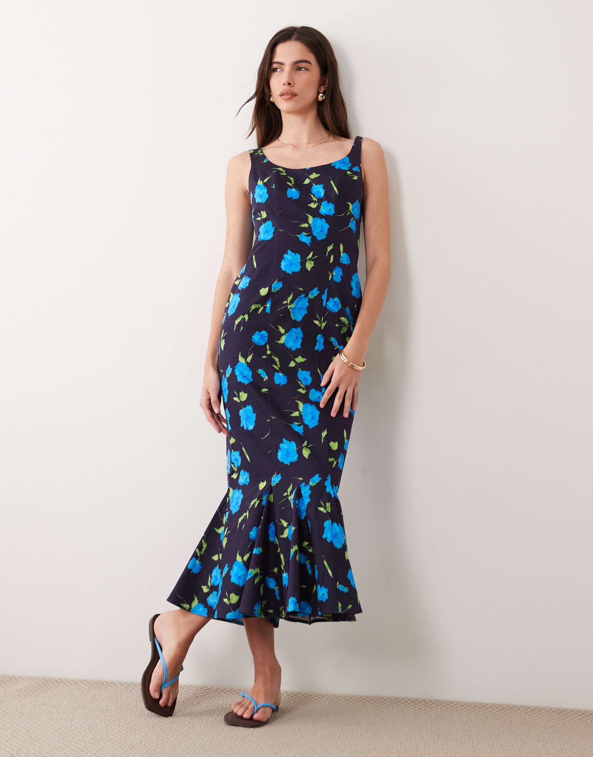asos design scoop neck fishtail godet midi sundress in black floral print