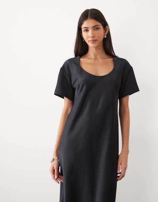 ASOS DESIGN scoop neck heavy satin maxi dress in black, 2 of 4