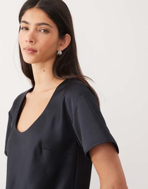 ASOS DESIGN scoop neck heavy satin maxi dress in black, 4 of 4