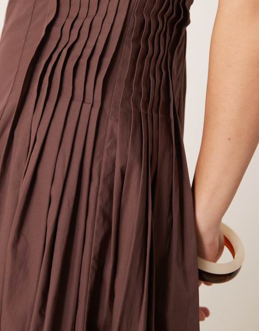 ASOS DESIGN scoop neck pleat waist midi dress in chocolate