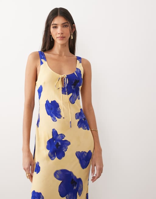 ASOS DESIGN scoop neck tie front midi dress in blown out blue floral, 2 of 4
