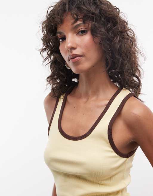 ASOS DESIGN scoop neck vest with contrast tipping in buttermilk, 3 of 4