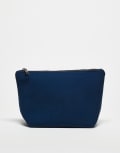 [ASOS DESIGN] ASOS DESIGN scuba wash bag in navy No Size NAVY