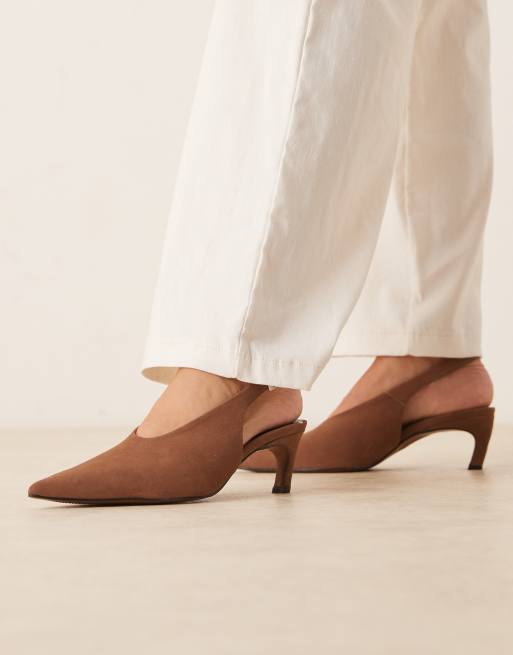 ASOS DESIGN - Sculpt - Scarpe con tacco medio e cinturino posteriore in camoscio color cammello