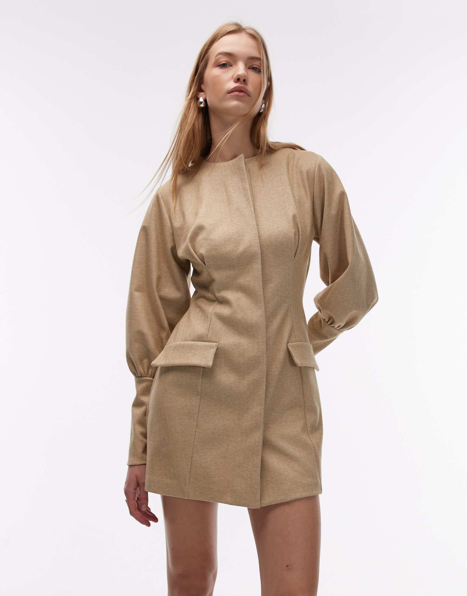 Мини-платье-блейзер ASOS DESIGN со скульптурными пышными рукавами из камня