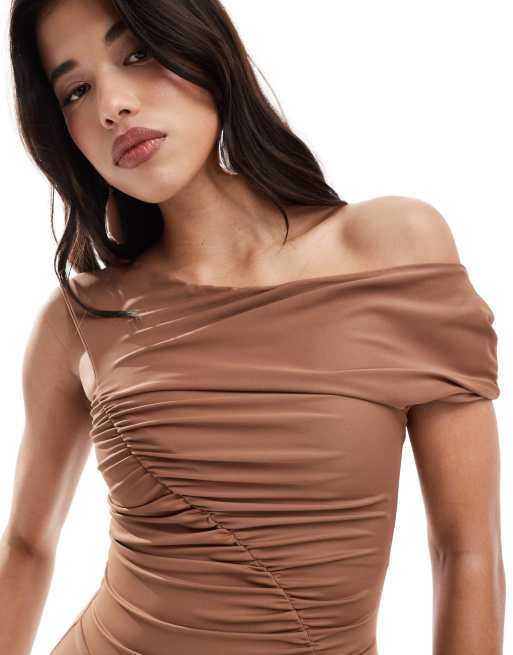 ASOS DESIGN sculpting jersey off shoulder midi dress with gauging detail in camel, 2 of 4