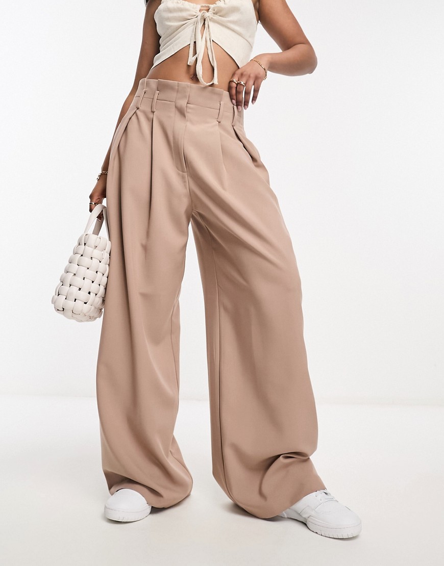 ASOS DESIGN seamed paperbag trousers with pleats in taupe-Neutral