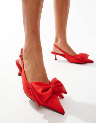 ASOS DESIGN - Secret - Schuhe in Rot mit Kitten-Heel-Absatz, Fersenriemen und Schleife