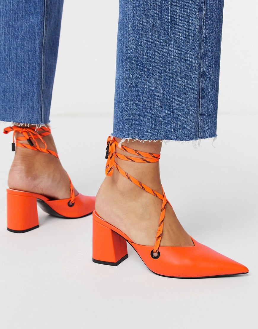 ASOS DESIGN - Seeker - Scarpe con tacco medio allacciate alla caviglia arancione fluo