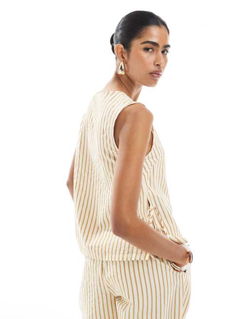 ASOS DESIGN – Seitlich gebundenes, kastiges Oberteil mit braunen Streifen, Kombiteil, 3 von 4