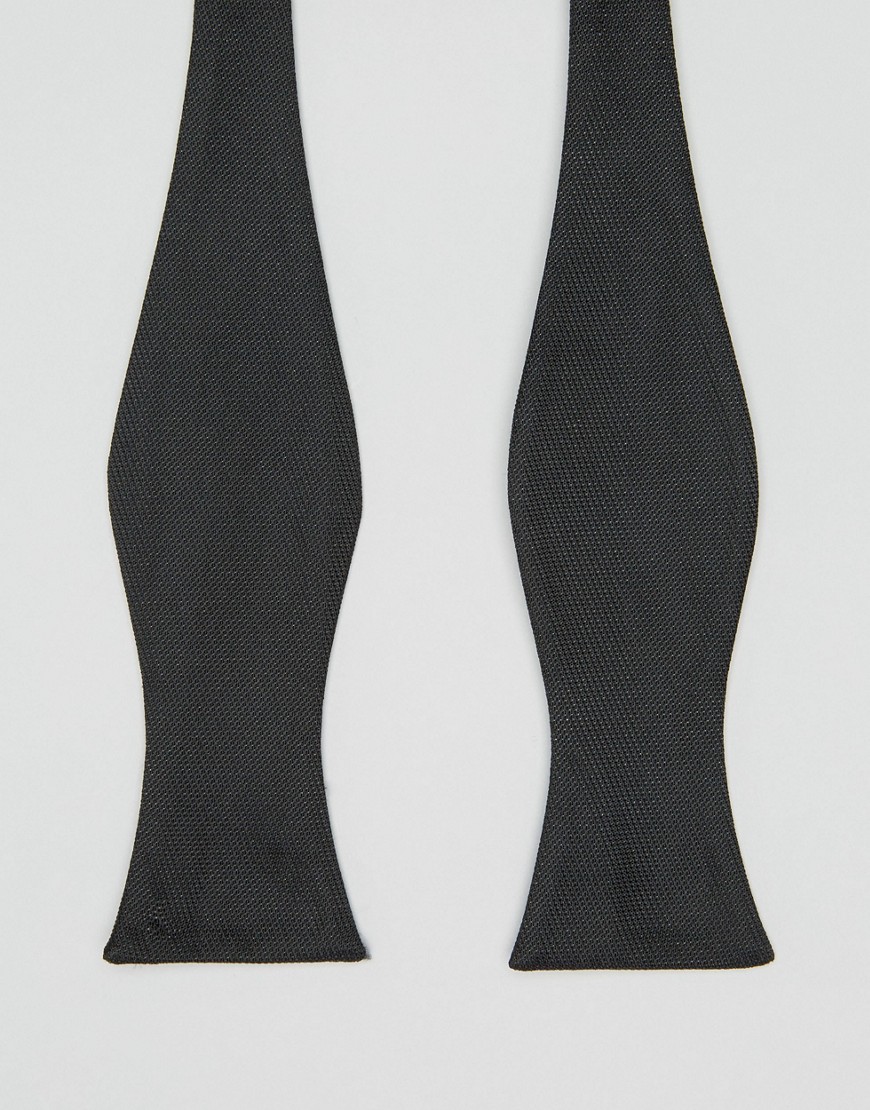 ASOS DESIGN self tie wedding bow tie in black