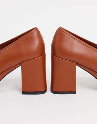heeled platform loafers