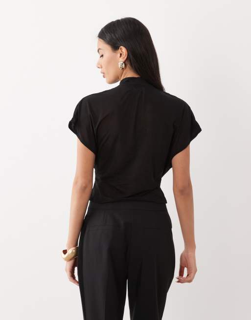 ASOS DESIGN semi-transparante top met diepe gedrapeerde hals in zwart, 4 van 4