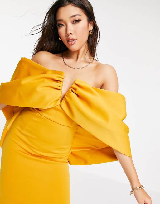 ASOS DESIGN – Senapsgul fodralklänning i midilängd med draperade ärmar och bara axlar, 2 av 4
