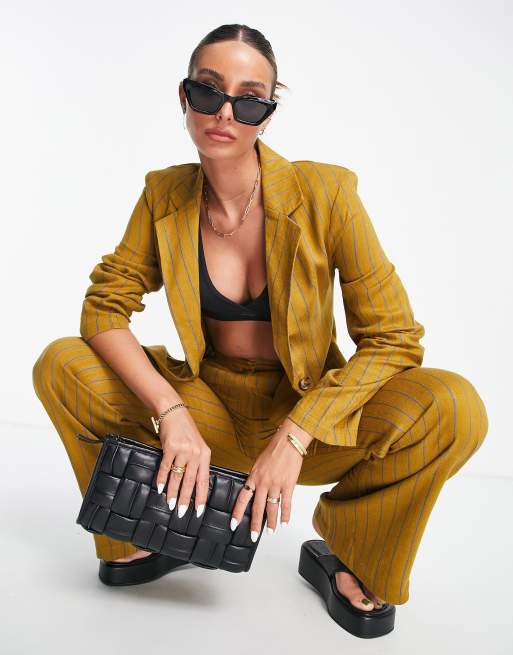 ASOS DESIGN – Senapsgul linnekavaj med blå ränder, del av kostym 