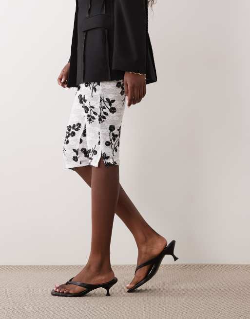 ASOS DESIGN sequin lace capri trouser in black and white floral, 2 of 5