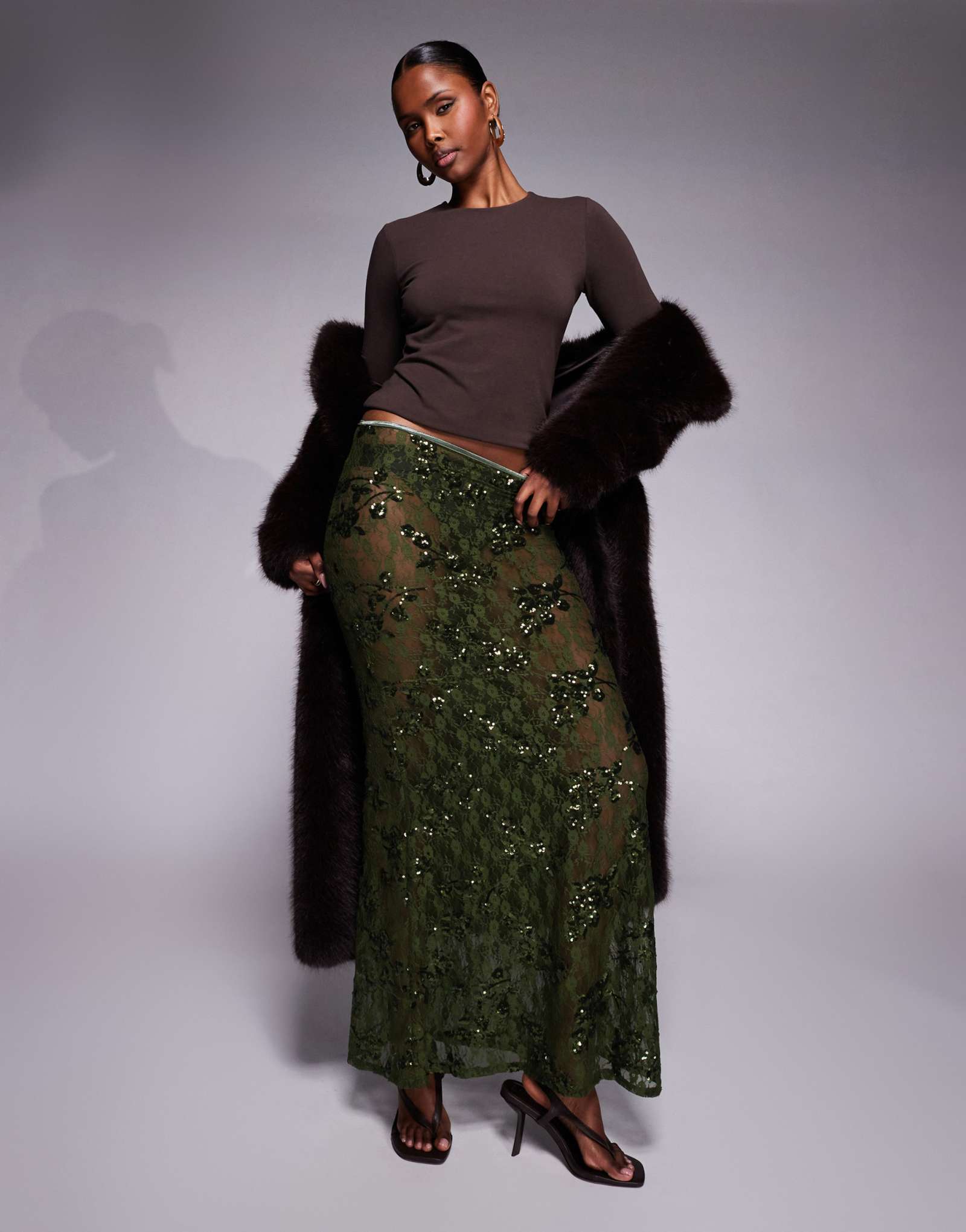 Прозрачная макси-юбка с блестками и кружевом ASOS DESIGN зеленого цвета