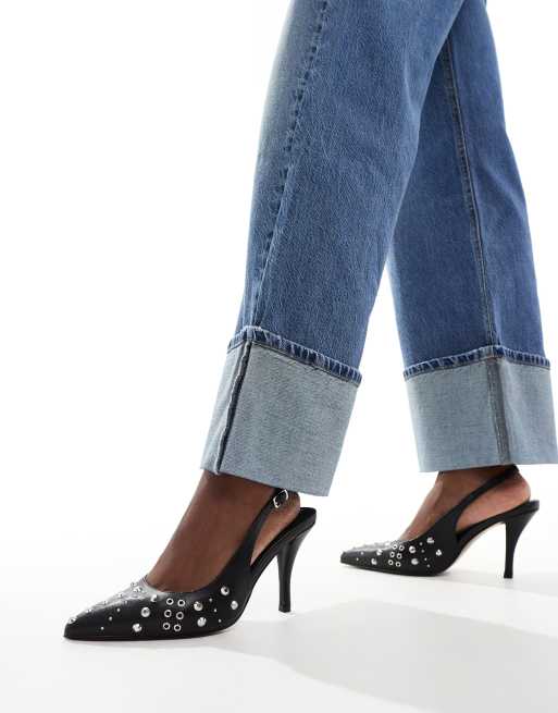 ASOS DESIGN – Serenity – Czarne buty na średnim obcasie z ćwiekami i paskiem za piętą