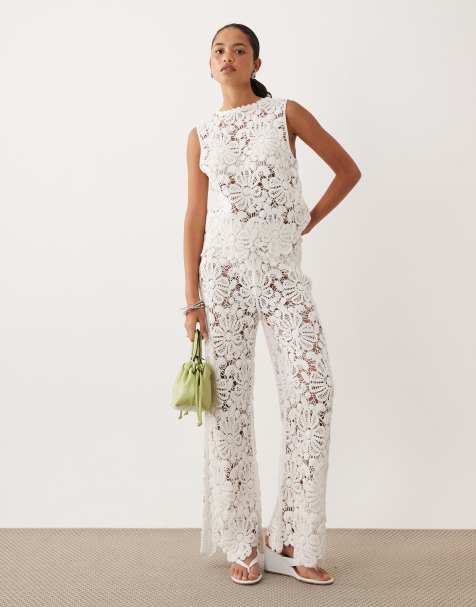 ASOS DESIGN – Set aus Häkelstrick in Weiß, bestehend aus Tanktop und Shorts - view 1