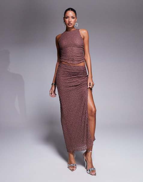 ASOS DESIGN – Set aus Spitze in Schokobraun, aus Tanktop und Maxirock mit Strassbesatz - view 1