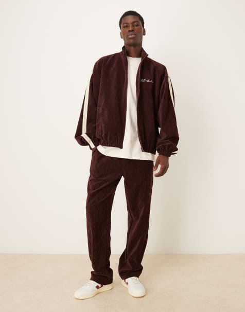 ASOS DESIGN – Set in Burgunderrot mit Stickerei - view 1