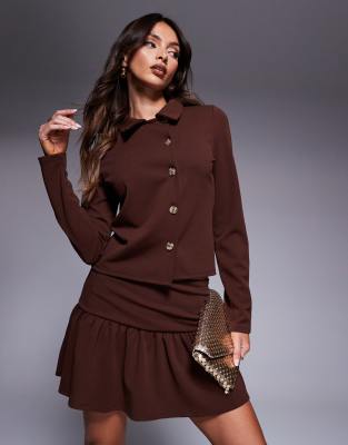 ASOS DESIGN – Set mit Oberteil und Rock in Braun - view 1