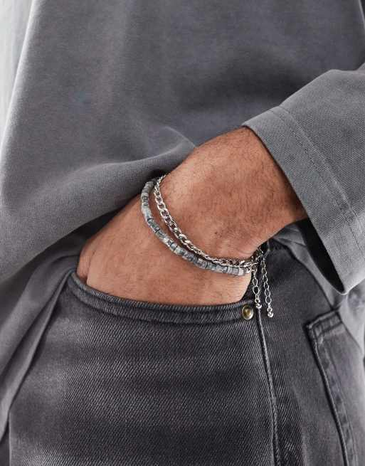 ASOS DESIGN - Set van 2 armbanden met kralen in grijs 