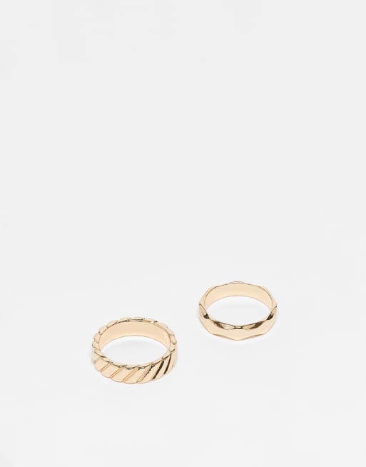 ASOS DESIGN - Set van 2 gesmolten en geribbelde brede ringen in goudkleur