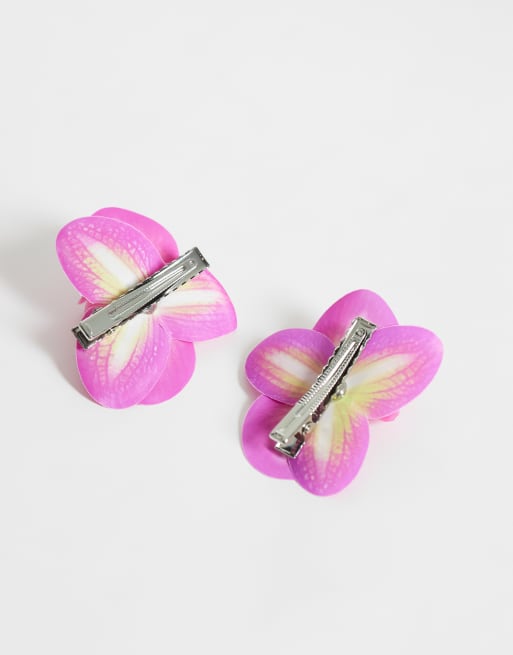 ASOS DESIGN - Set van 2 haarspeldjes met tropisch orchidee-ontwerp in roze, 2 van 3