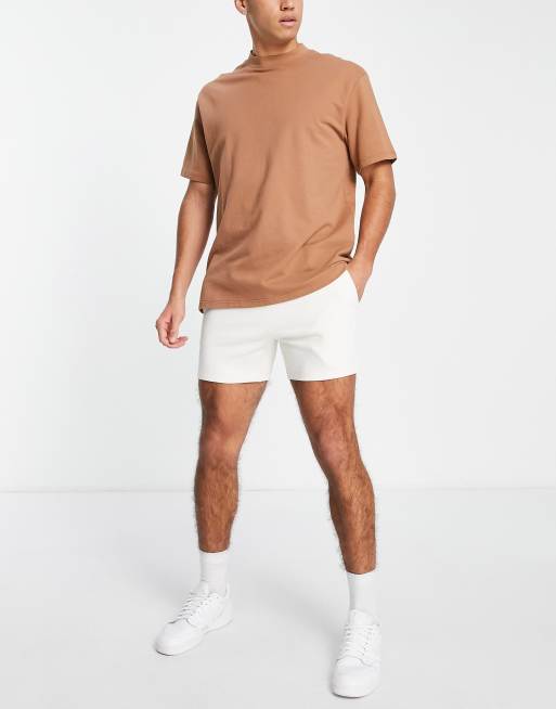ASOS DESIGN - Set van 2 kortere skinny shorts van jersey in beige/zwart, 2 van 4