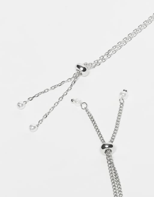 ASOS DESIGN - Set van 2 vriendschapsarmbanden met bedeltjes in van imititatieparelmoer, 3 van 3