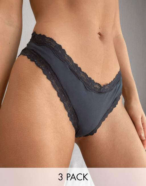 ASOS DESIGN - Set van 3 Braziliaanse slips van katoen en kant in grijs, wit en marineblauw