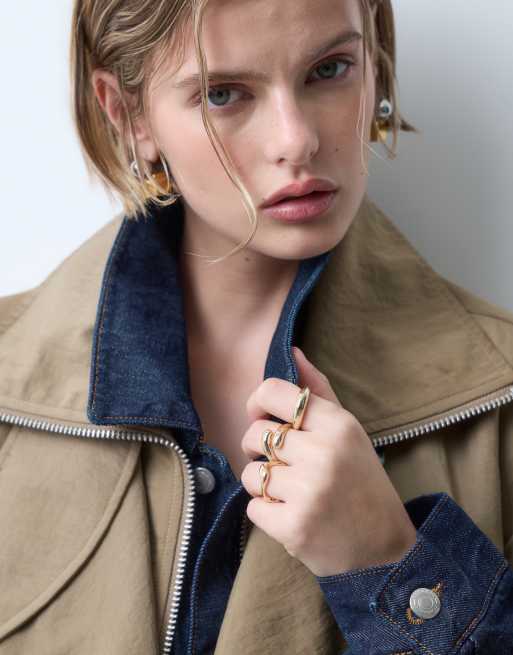 ASOS DESIGN - Set van 3 verschillende ringen met minimalistisch ontwerp in goudkleur, 2 van 4