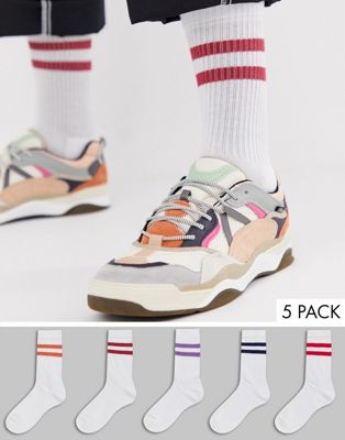 ASOS DESIGN - Set van 5 paar sportieve sokken in wit met strepen in zoete kleurtjes, bespaar