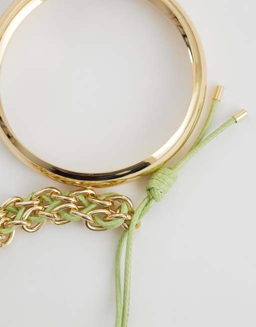 ASOS DESIGN - Set van twee armbanden met koorddetail en bangle in goudkleur, 3 van 3