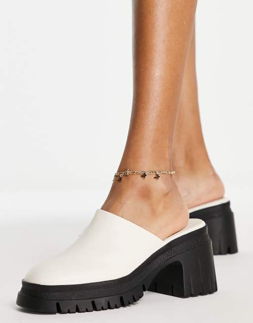 ASOS DESIGN – Shake – Pantoletten in gebrochenem Weiß mit mittelhohem Absatz und dicker Sohle 