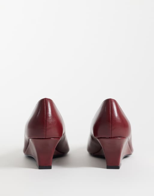 ASOS DESIGN Shakira wedge full court shoes in red, 4 of 4