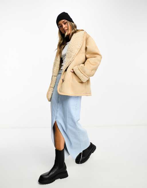 ASOS DESIGN faux fur collar in brown