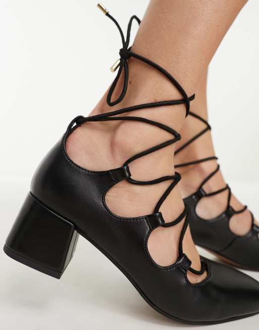 ASOS DESIGN – Shay – Ghillie-Absatzschuhe in Schwarz mit Beinschnürung und Blockabsatz, 4 von 4