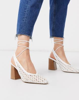 ASOS DESIGN - Shay - Scarpe bianche a punta con tacco e lacci alla caviglia  | ASOS